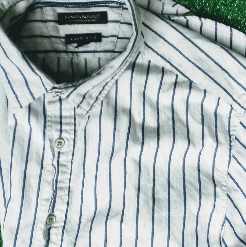 Men's Banana Republic button down shirt size M